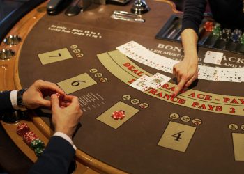 Unveiling the Intriguing World of Slot Hacksaw: A Journey into the Intersection of Slots and Strategy