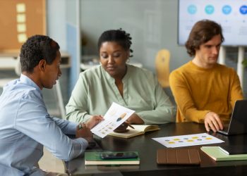 Performance Appraisals: How the Right Tools Can Keep You and Your Team on Track for Success